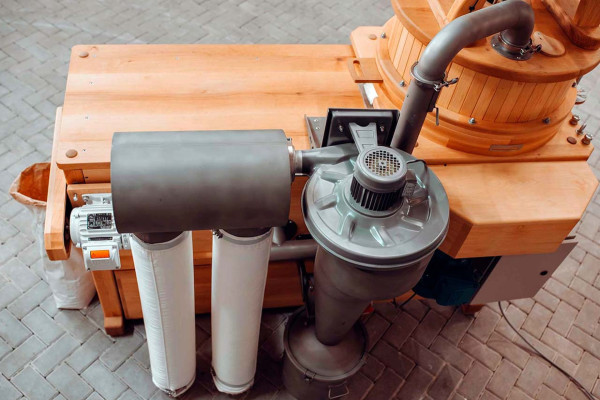 GRAIN MILLS AND ASPIRATION: DUST CONTROL AND FLOUR QUALITY