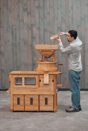 Stone mill for flour with sifter D30S mini